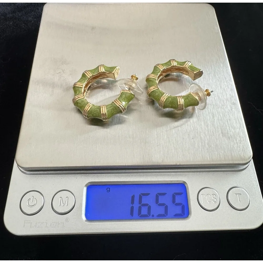 Vintage KJL Kenneth Jay Lane Green Enamel Bamboo Hoop Earrings - Picture 6 of 6